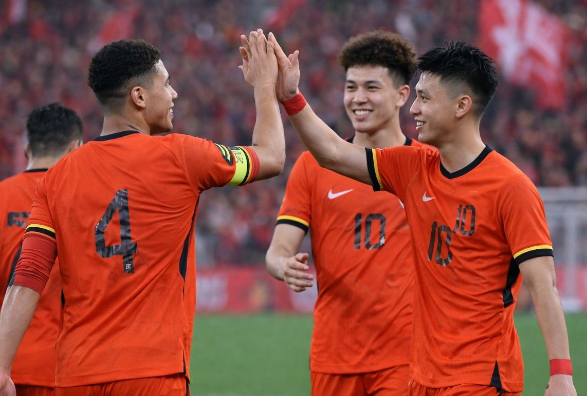 从两球落后到顽强追平：中国U23展现韧性，年轻力量正在成长